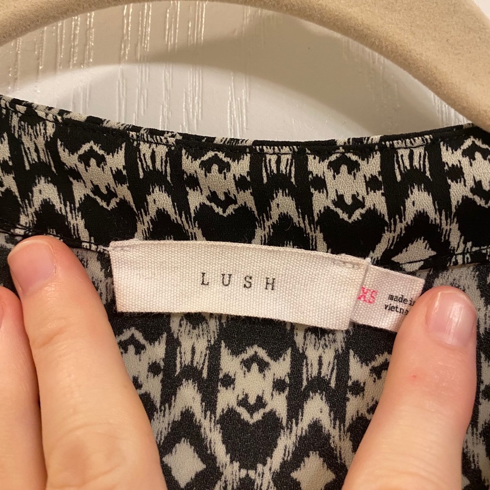 Aztec Flowy Blouse - Picture 2 of 4